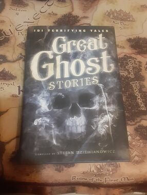 Great Ghost Stories: 101 Terrifying Tales by Stefan Dziemianowicz hardcover Book